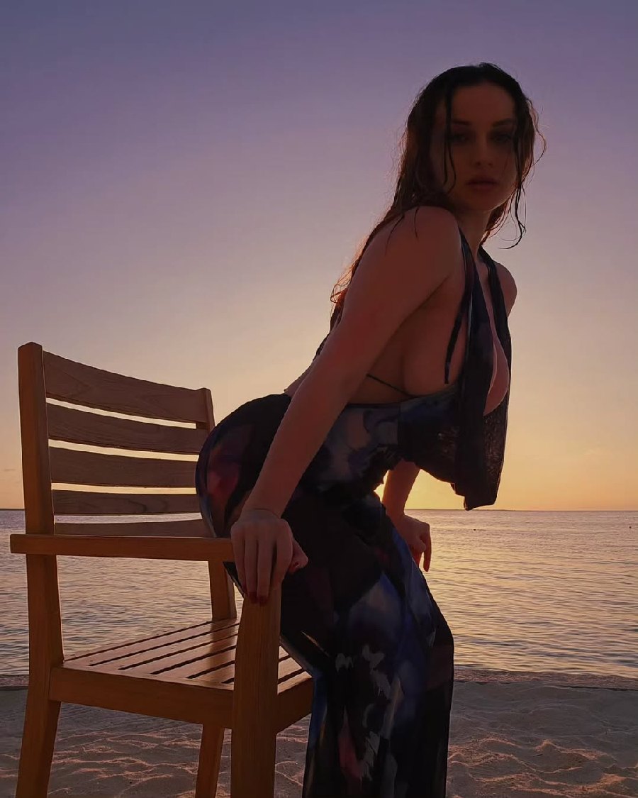 Sexy girl Miranda Faith nude in Reykjavik