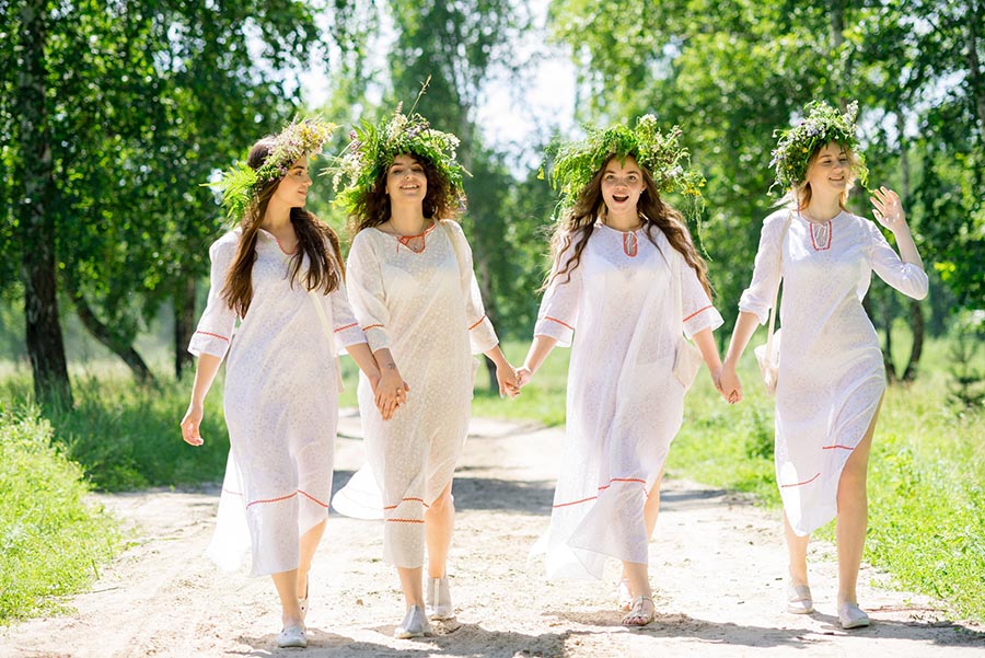 A cozy shot with Slavic girls — straight from Reykjavik