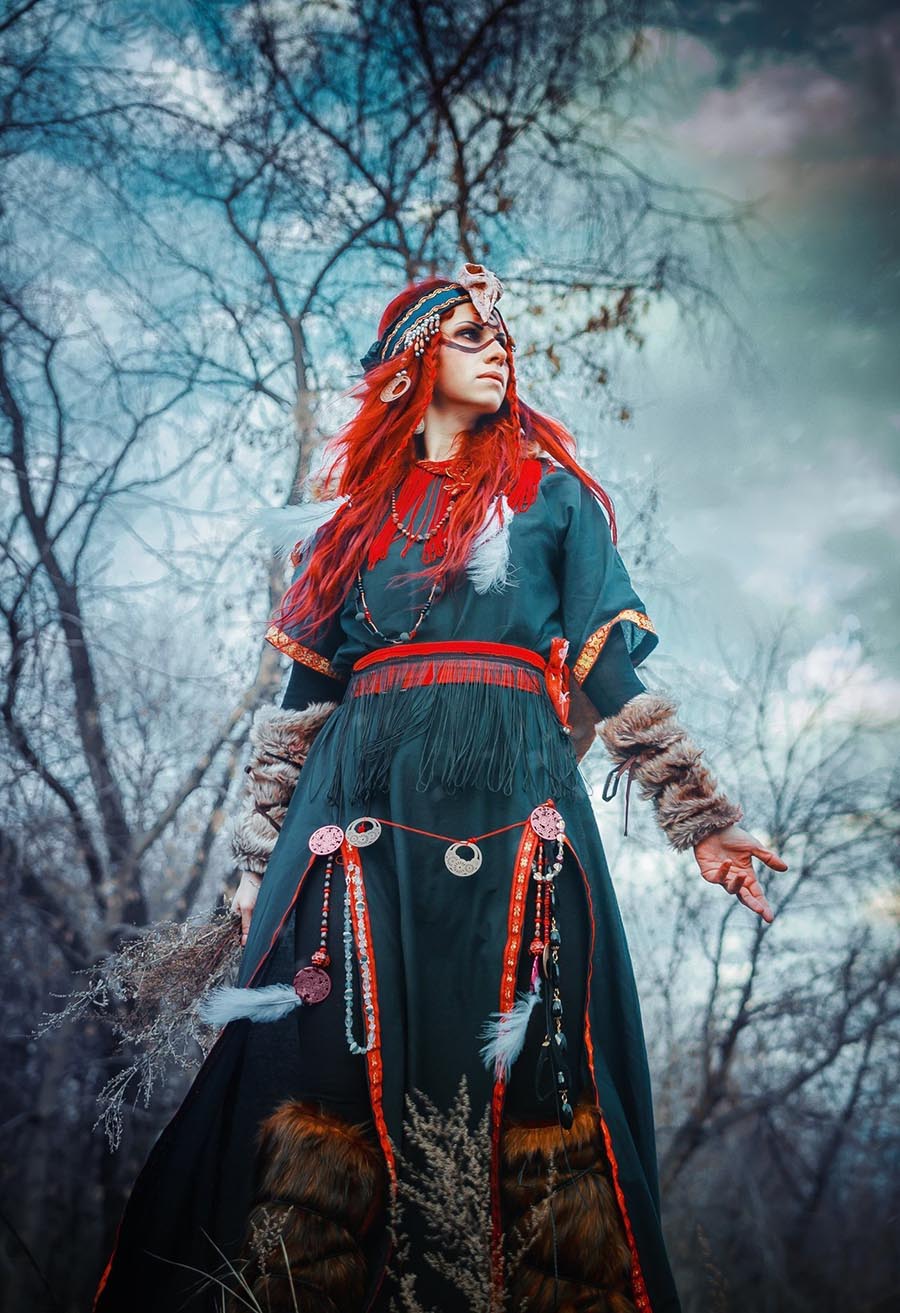 Take a pause and enjoy Girls in Slavic costumes — streaming from Reykjavik